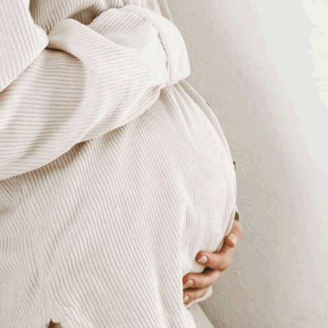 pregnancy edition: how safe is my makeup?