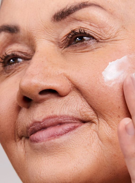 Aleph Beauty The One Reset and Restore moisture cream face moisturiser